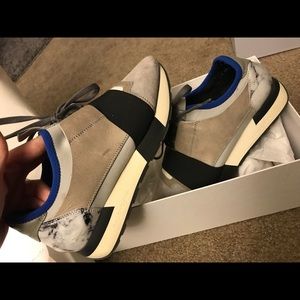Balenciaga runners